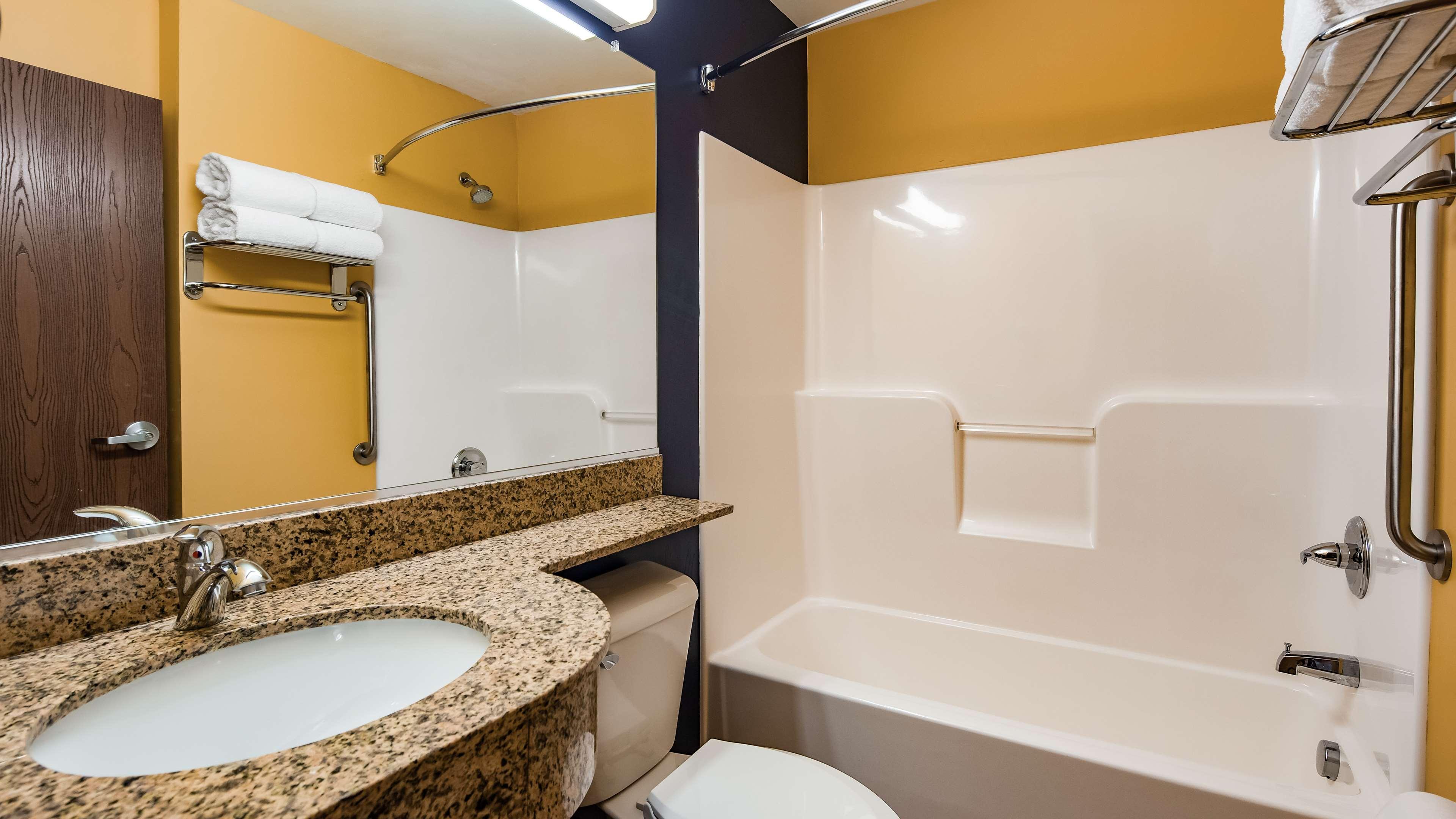 SureStay Plus Hotel by Best Western Keyser Exterior foto